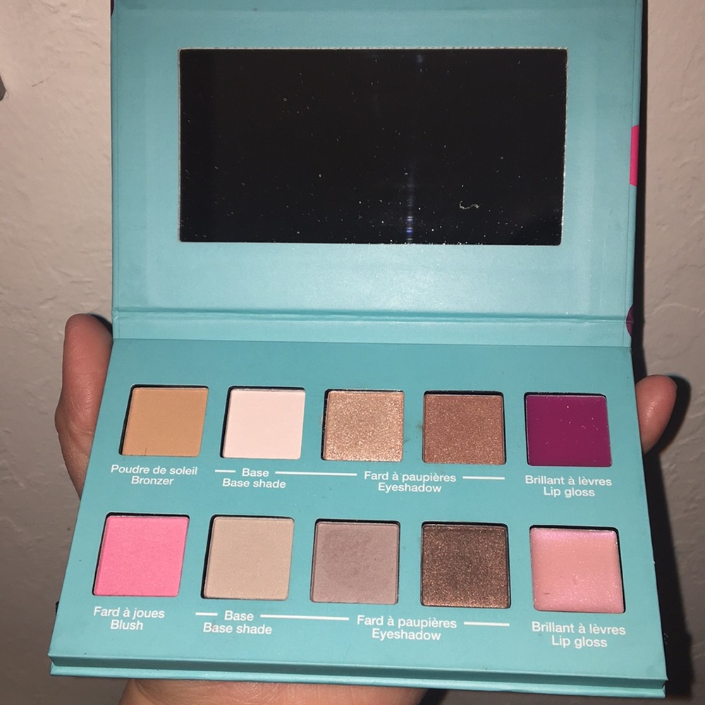 Sephora Daily Chic palette